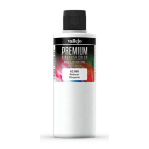 63.066 VALLEJO PREMIUM COLOR AIRBRUSH REDUCER 200ml